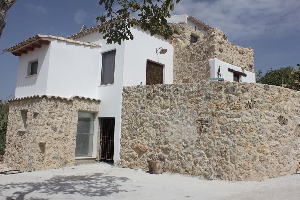 Casale Racalmare Guest House Grotte  Exterior photo